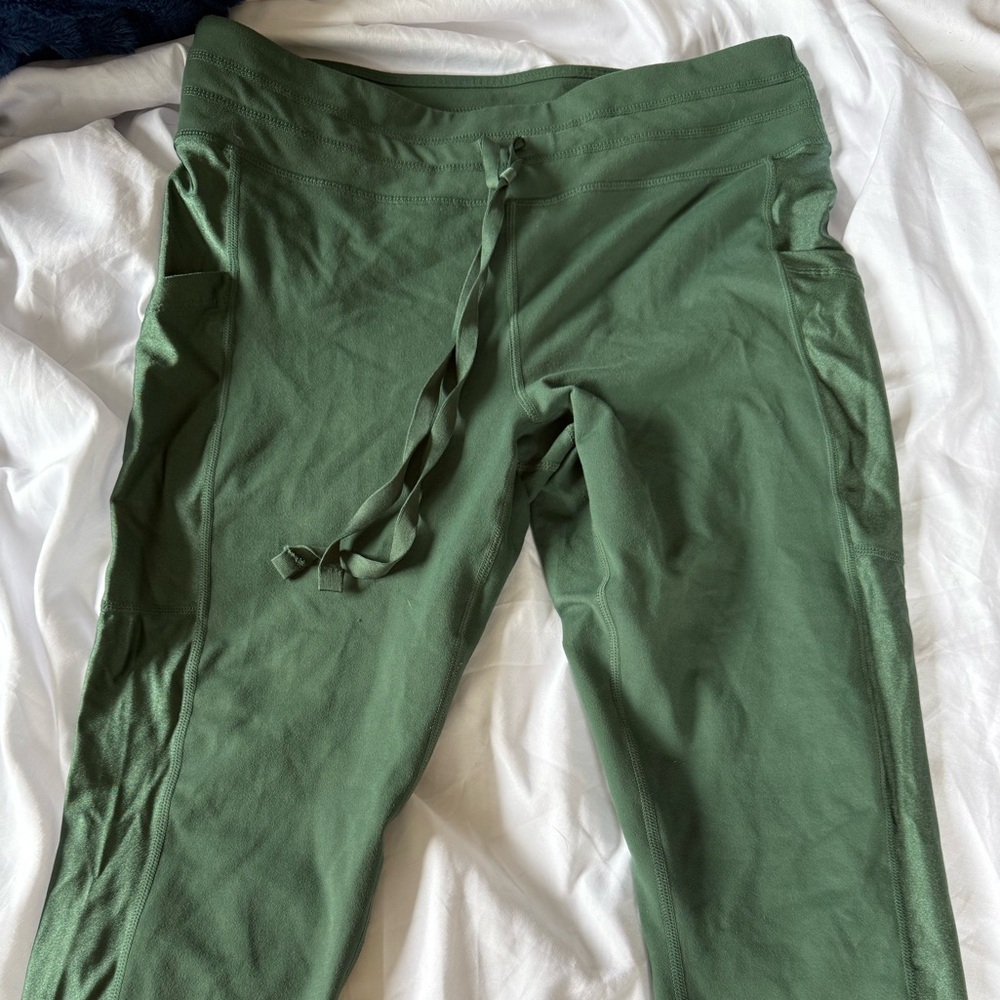 Fabletics Powerhold leggings